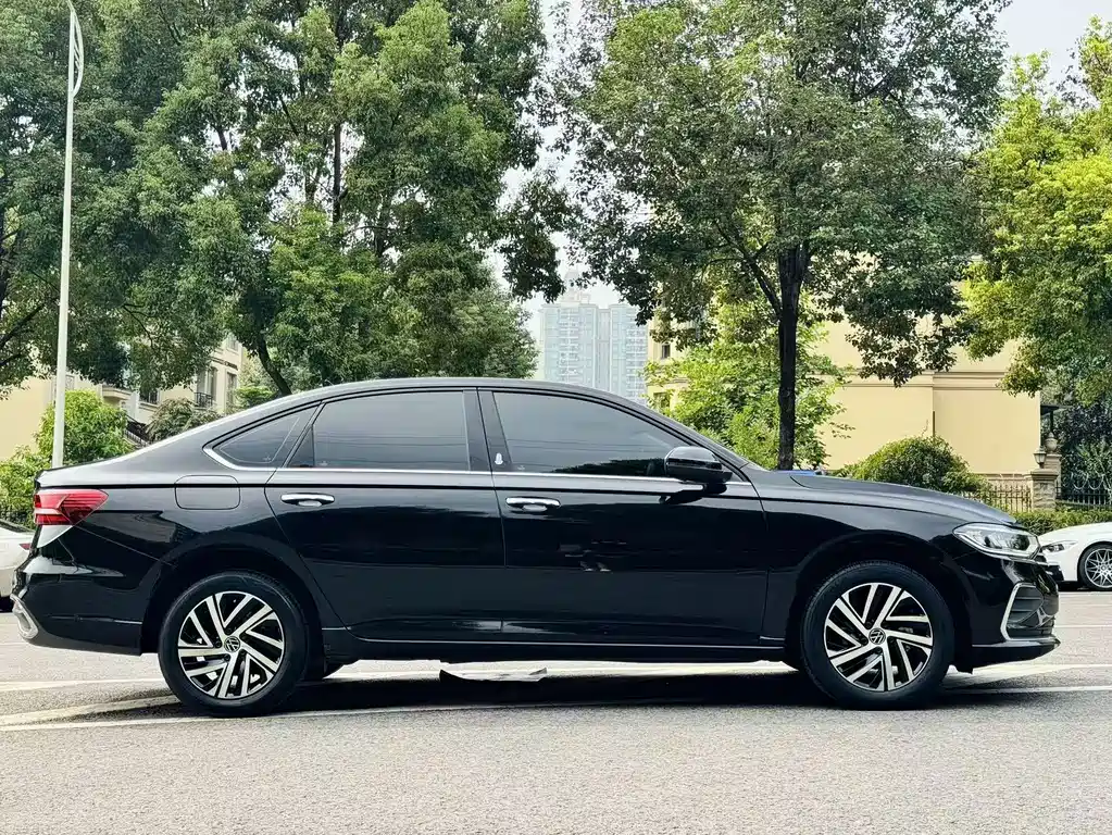 Volkswagen Lavida — миниатюра 17