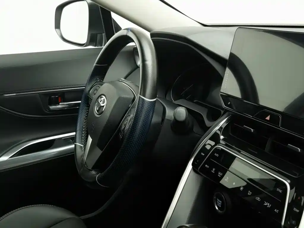 Toyota Harrier — миниатюра 22