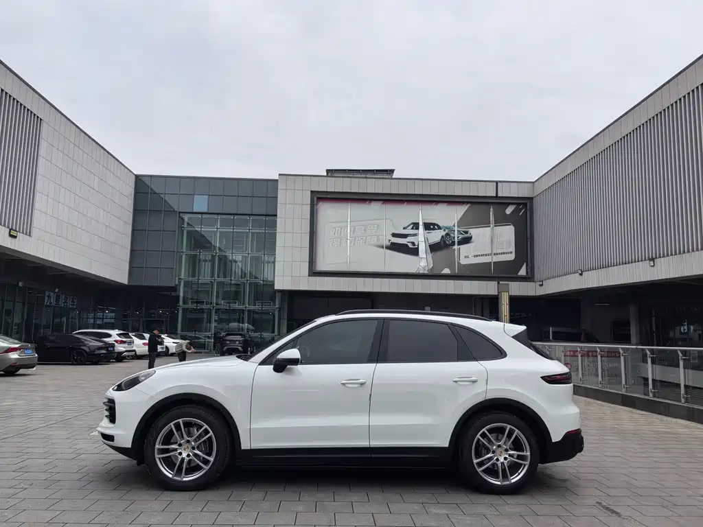 Porsche Cayenne 2018 Cayenne 3.0T