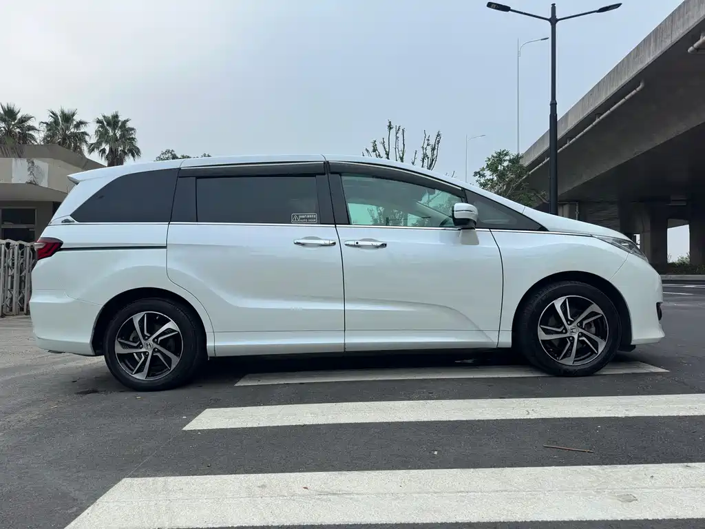 Honda Odyssey — миниатюра 4