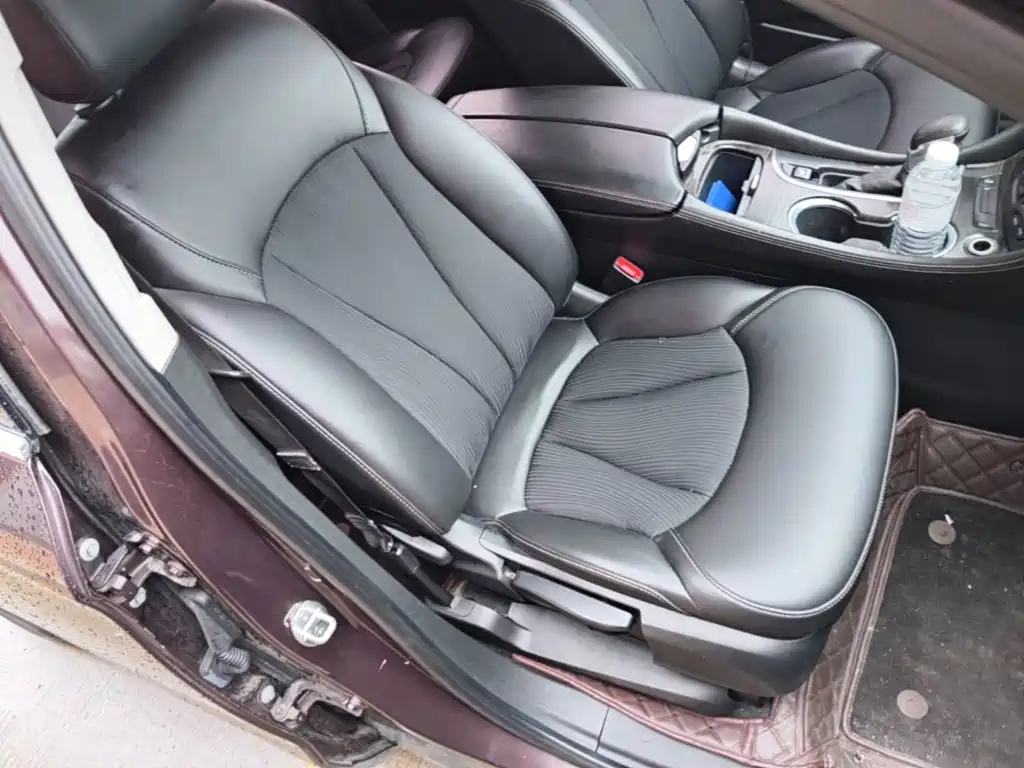 Buick Envision Plus — миниатюра 25