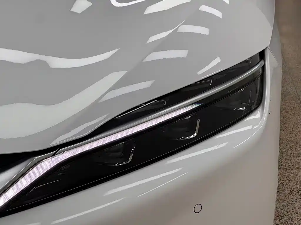 BYD Han — миниатюра 11