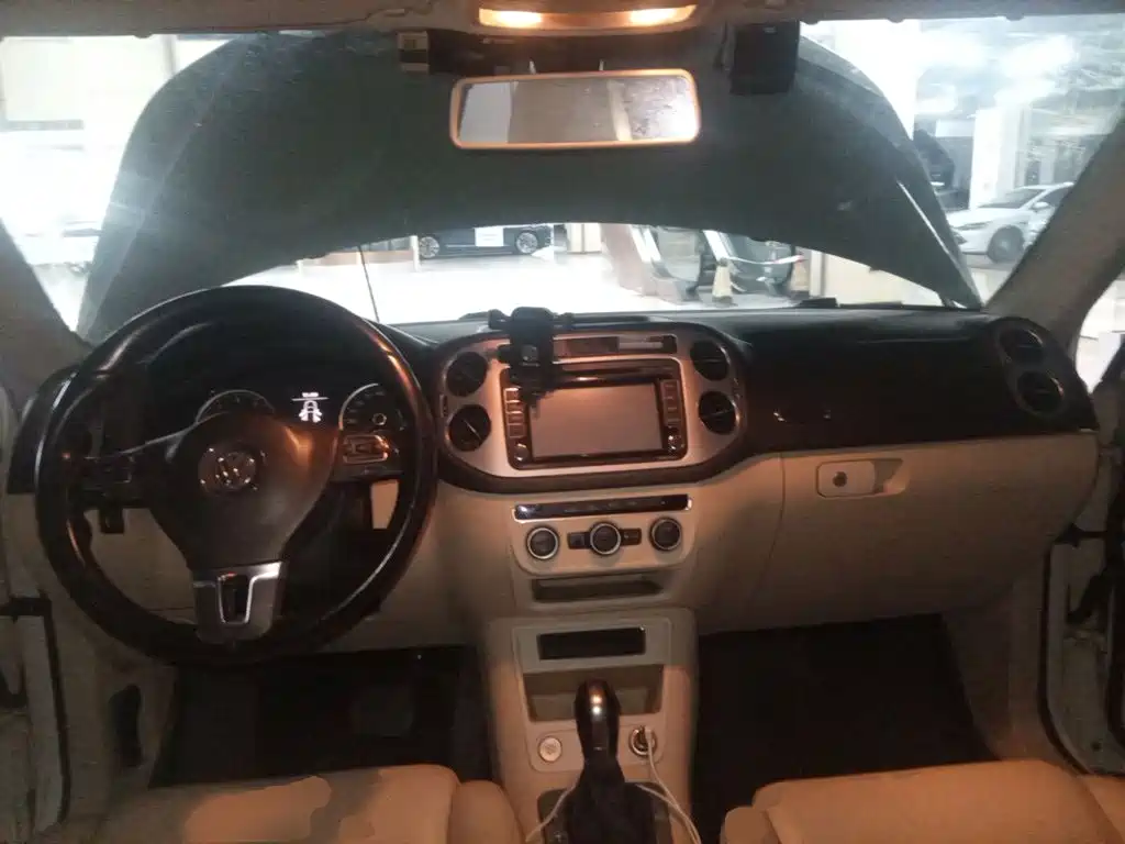 Volkswagen Tiguan — миниатюра 5