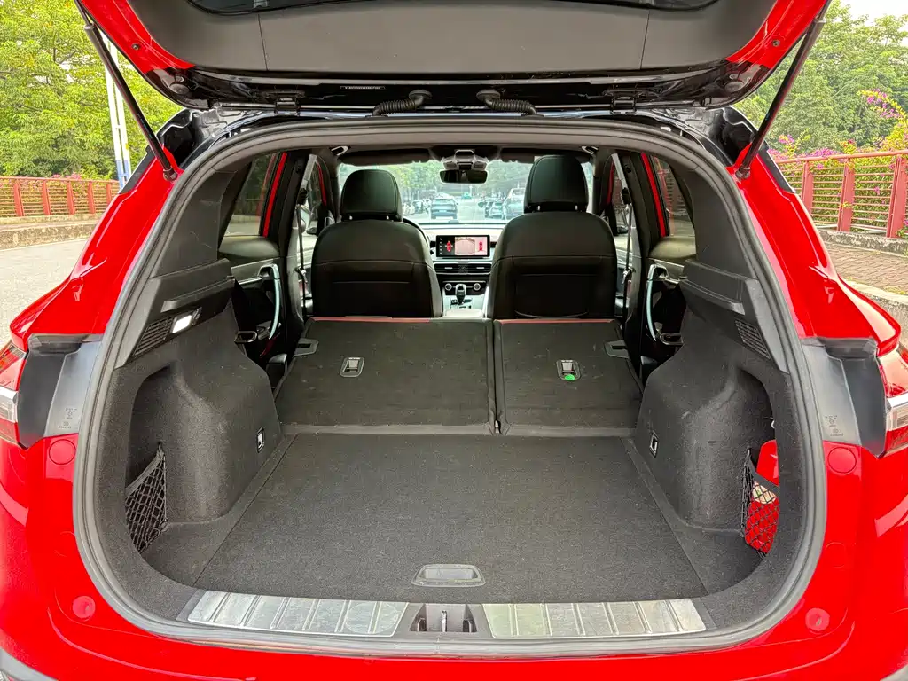 Geely Binyue — миниатюра 10