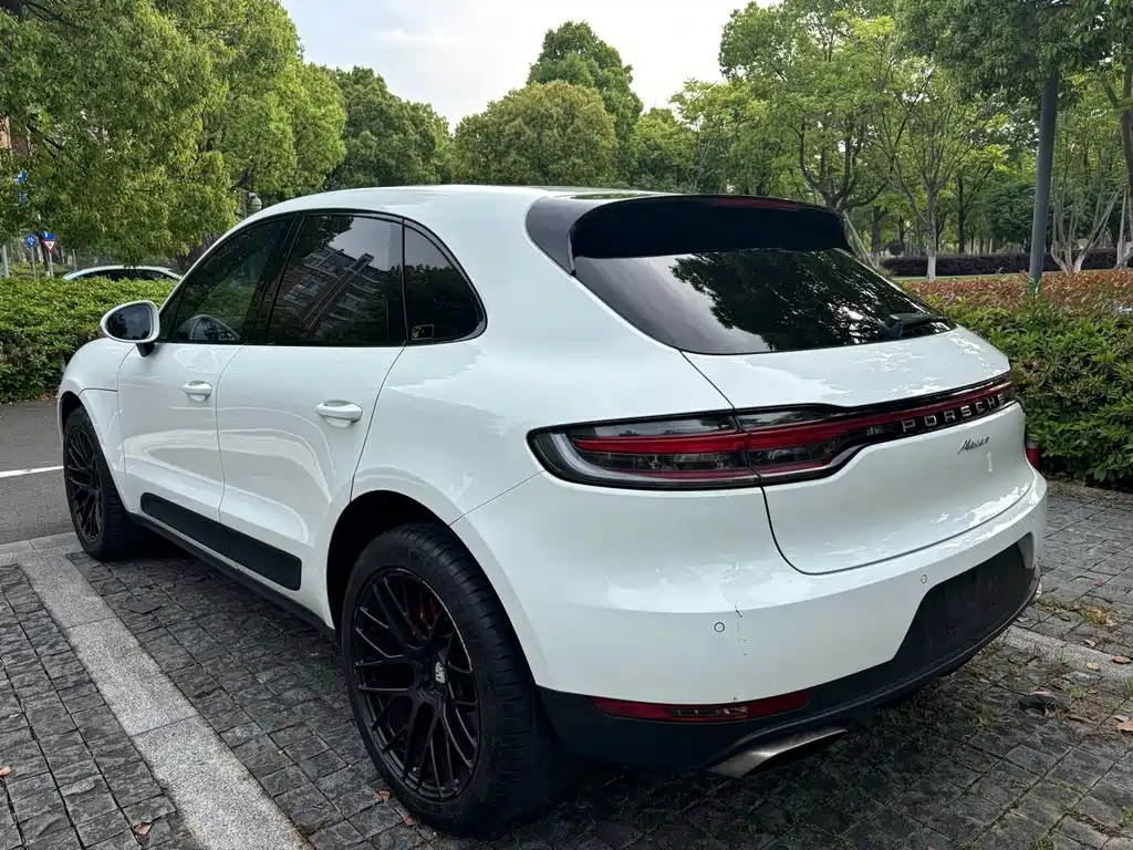 Porsche Macan — миниатюра 12
