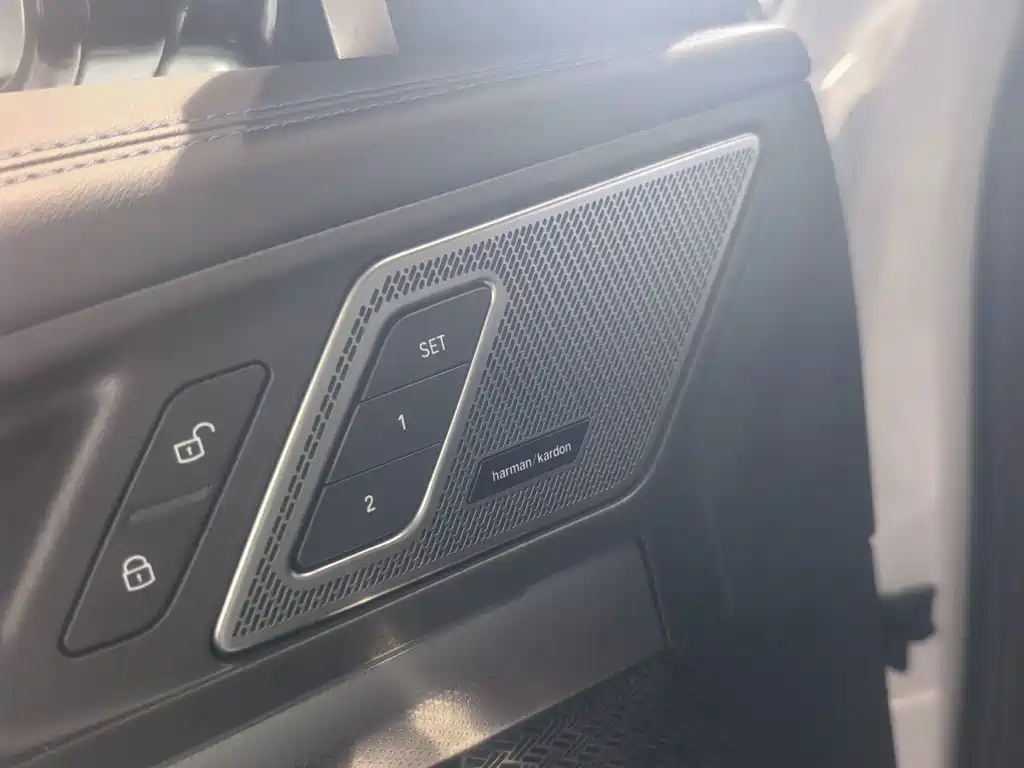 BMW X1 M35Li — миниатюра 11