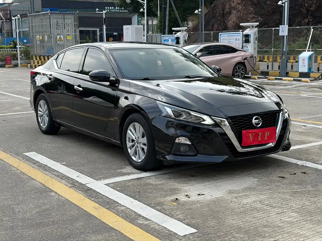 Nissan Teana — миниатюра 3