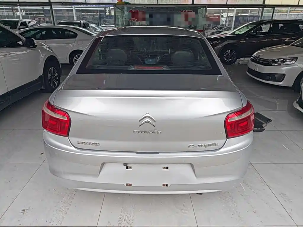 Citroen Elysee — миниатюра 6