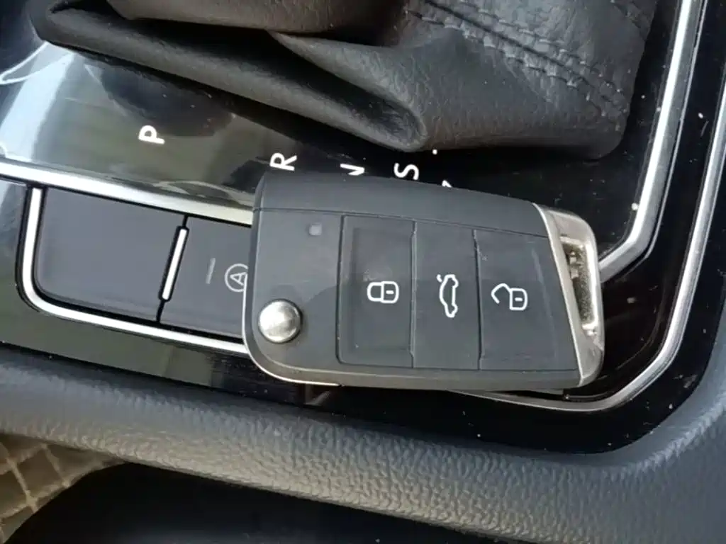 Volkswagen CC — миниатюра 9