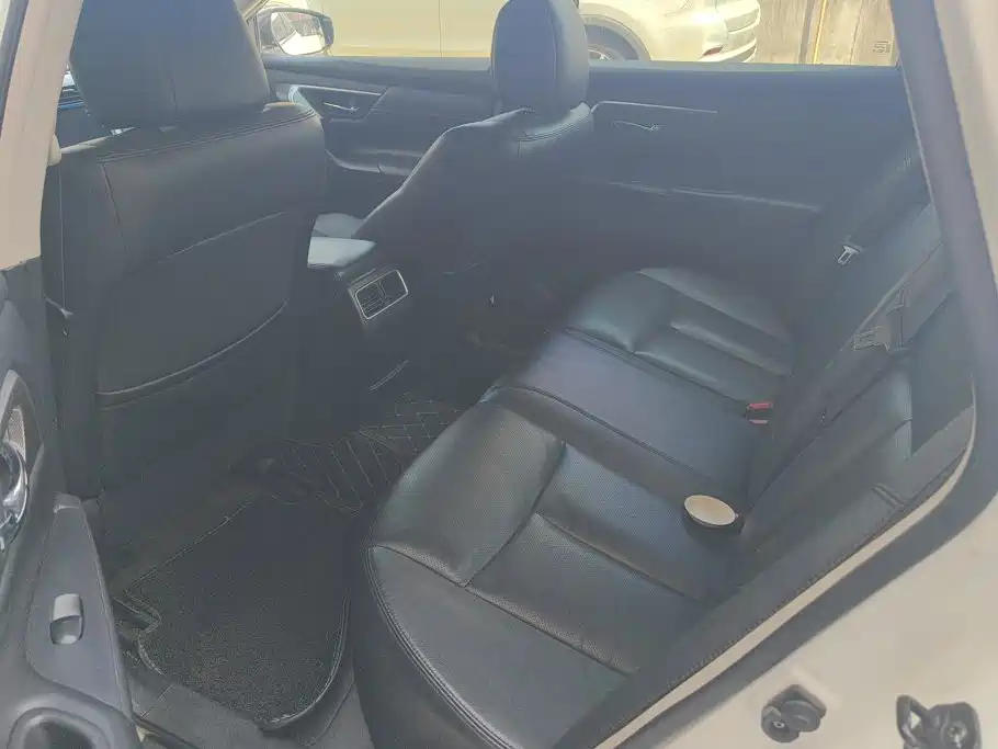 Nissan Teana — миниатюра 11