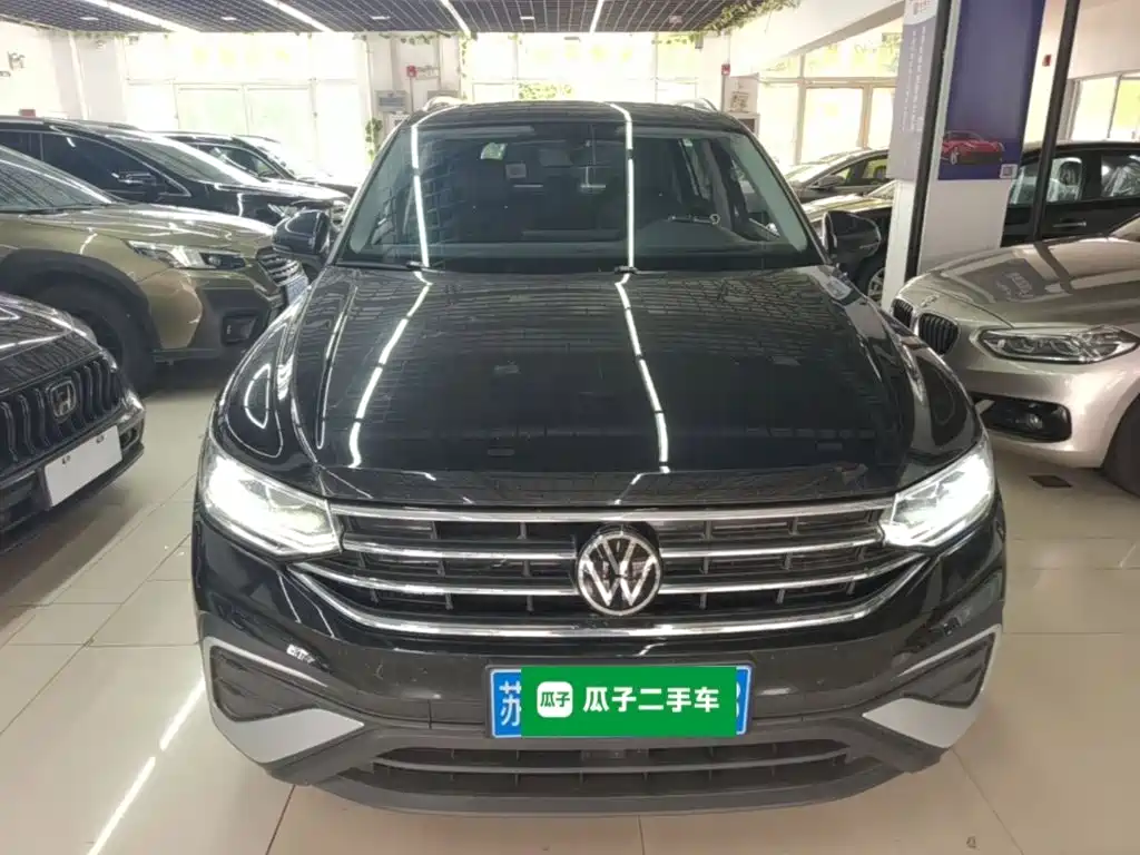 Volkswagen Tiguan L — миниатюра 3