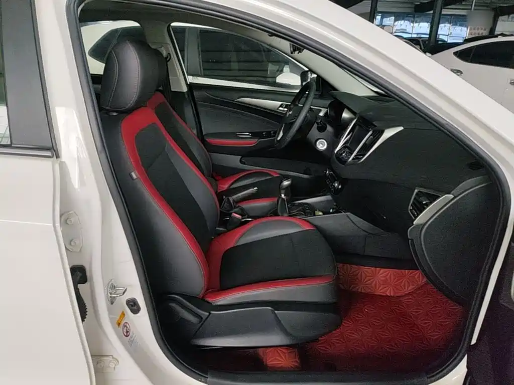 Changan Eado XT — миниатюра 25