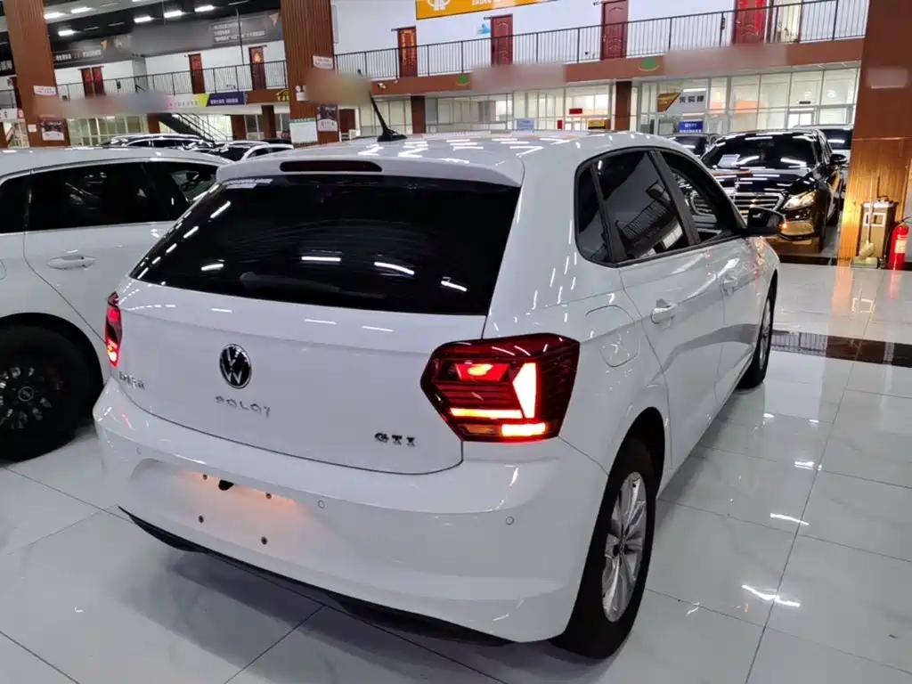 Volkswagen Polo — миниатюра 7