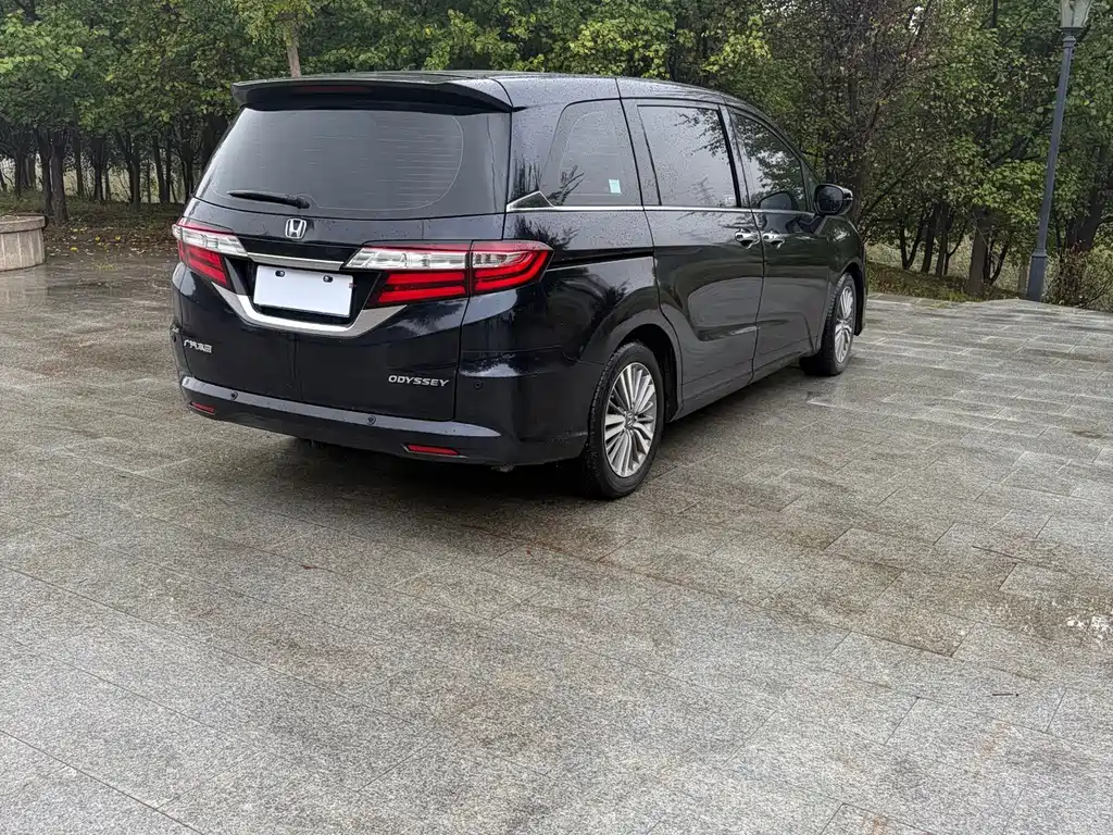 Honda Odyssey — миниатюра 4