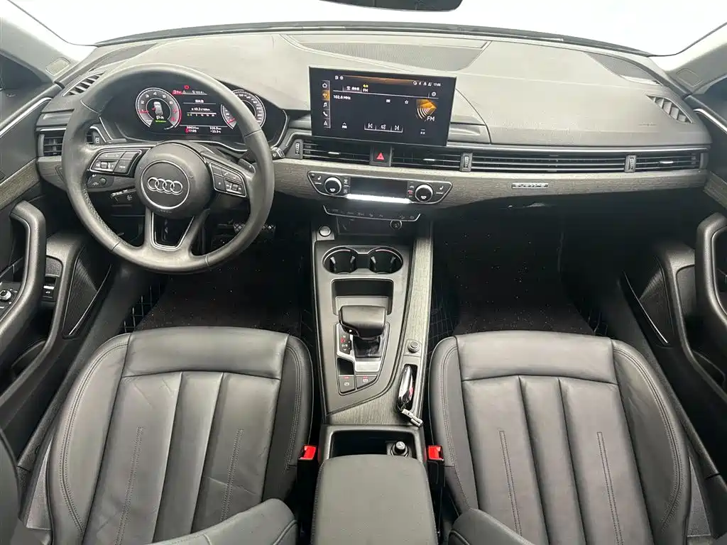 Audi A4 2021 allroad quattro