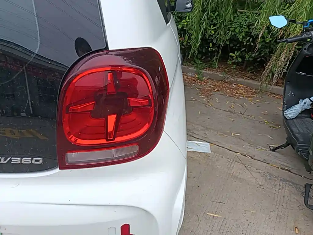 Roewe Clever — миниатюра 8