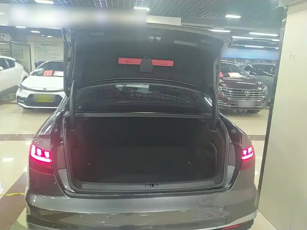 Audi A4L — миниатюра 19
