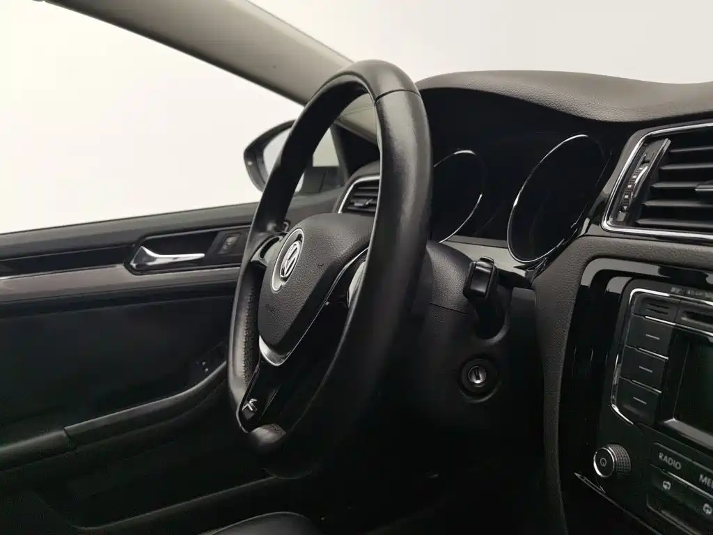 Volkswagen Sagitar — миниатюра 22