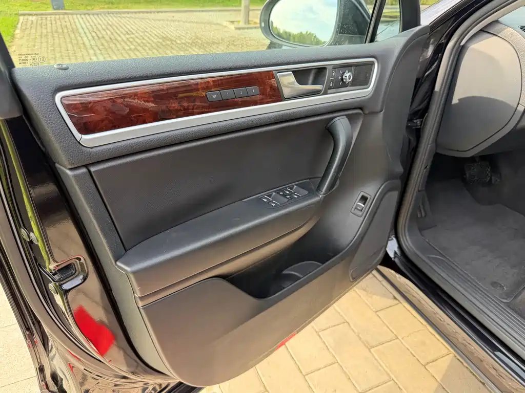 Volkswagen Touareg — миниатюра 13