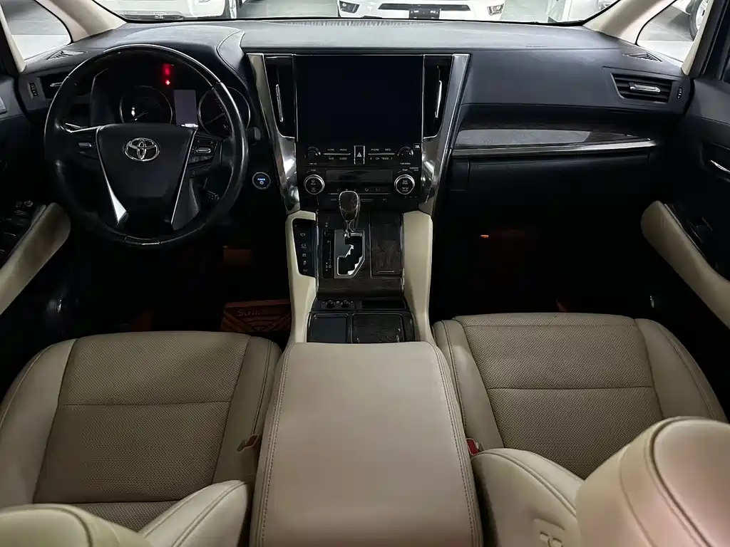 Toyota Alphard 2021 2.5L Luxury