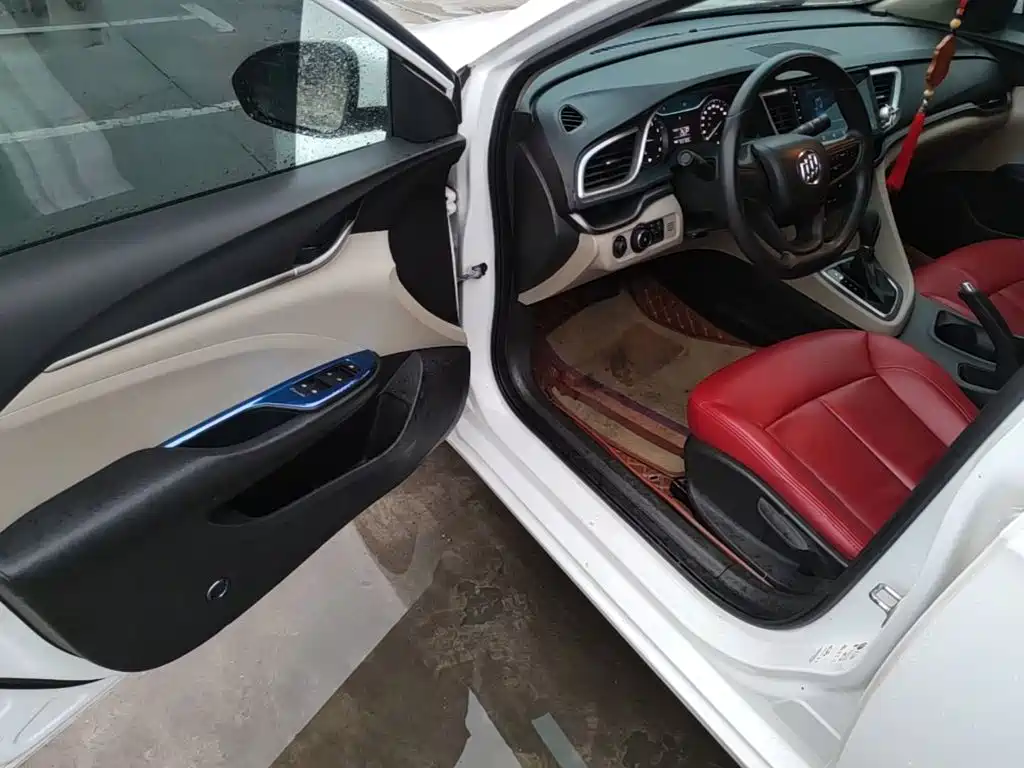 Buick Excelle — миниатюра 16