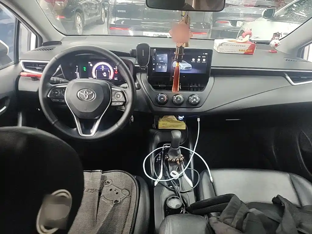 Toyota Corolla — миниатюра 10
