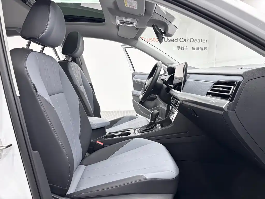 Volkswagen Lavida — миниатюра 10