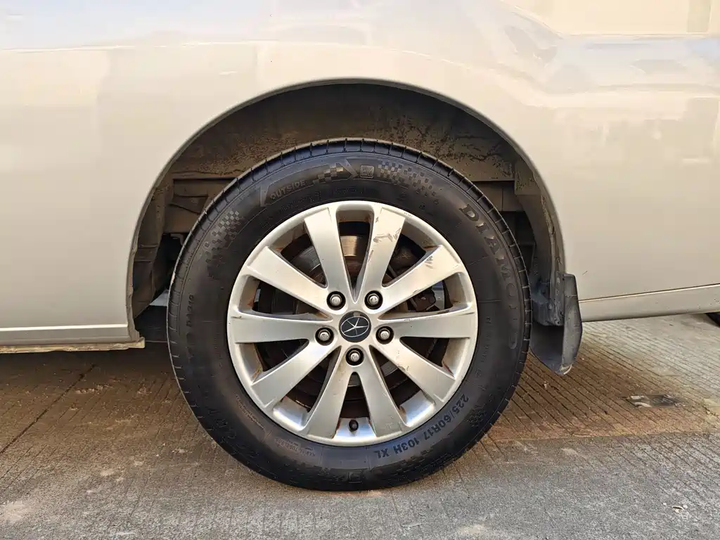 JIANGQI GROUP RUIFENG M5