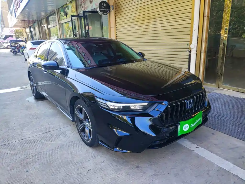 Honda Inspire PHEV — миниатюра 4