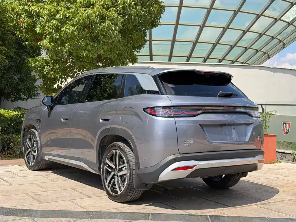 BYD L DM-i — миниатюра 7