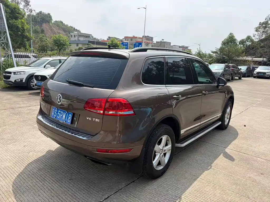Volkswagen Touareg — миниатюра 9