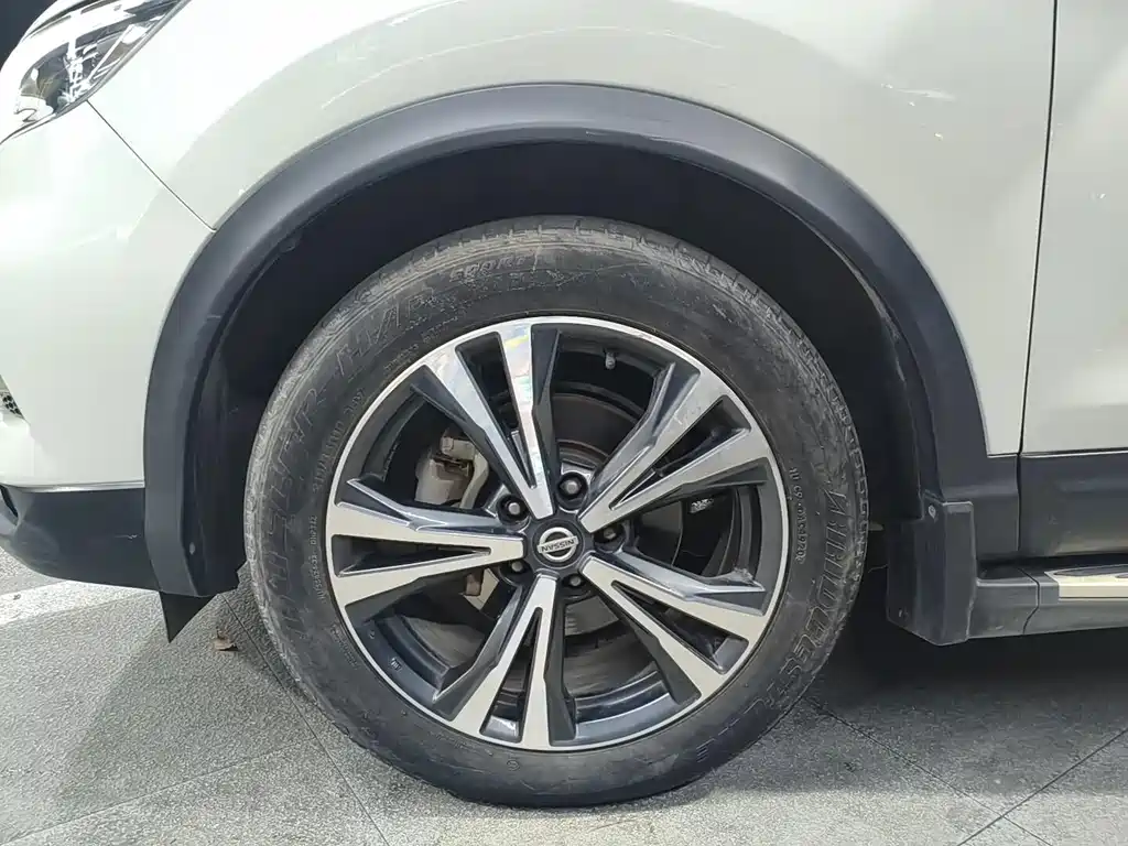 Nissan Qashqai — миниатюра 15