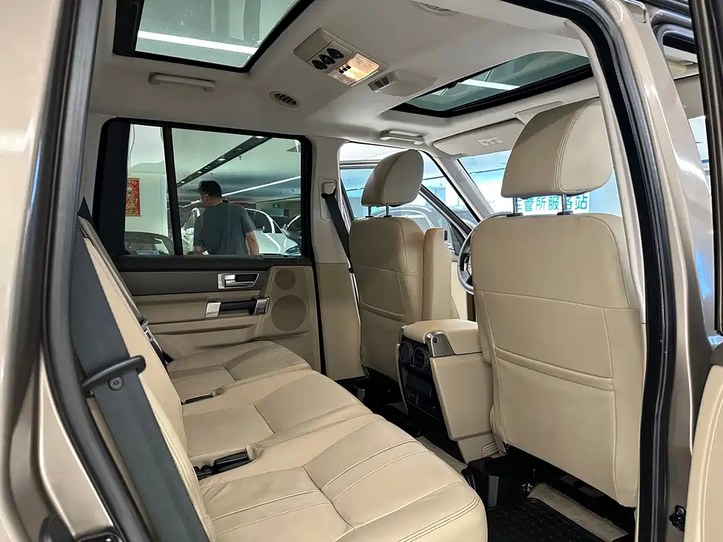 Land Rover Discovery — миниатюра 16