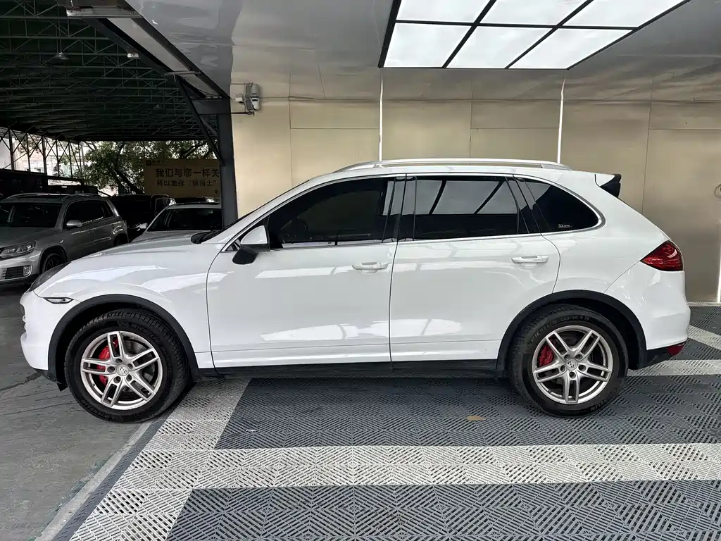 Porsche Cayenne 2011 Cayenne 3.0T
