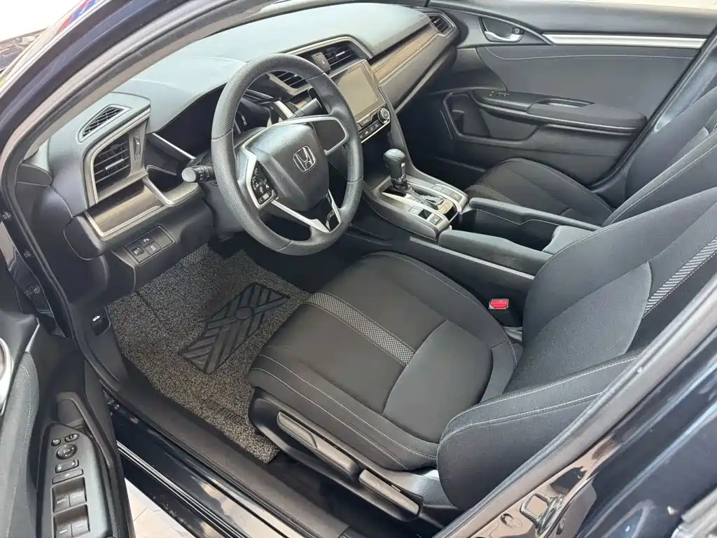 Honda Civic — миниатюра 6