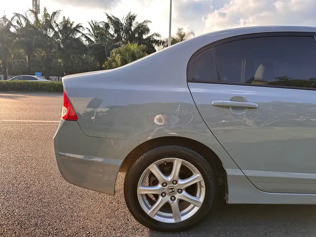 Honda Civic — миниатюра 28