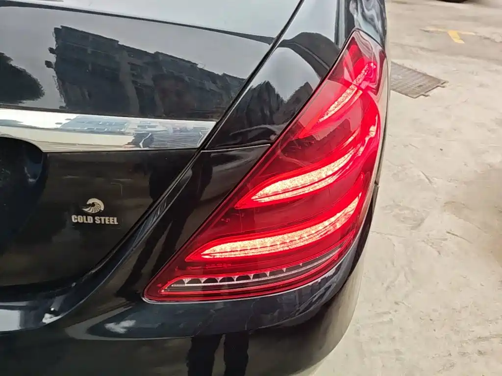 Mercedes-Benz S-Class — миниатюра 8