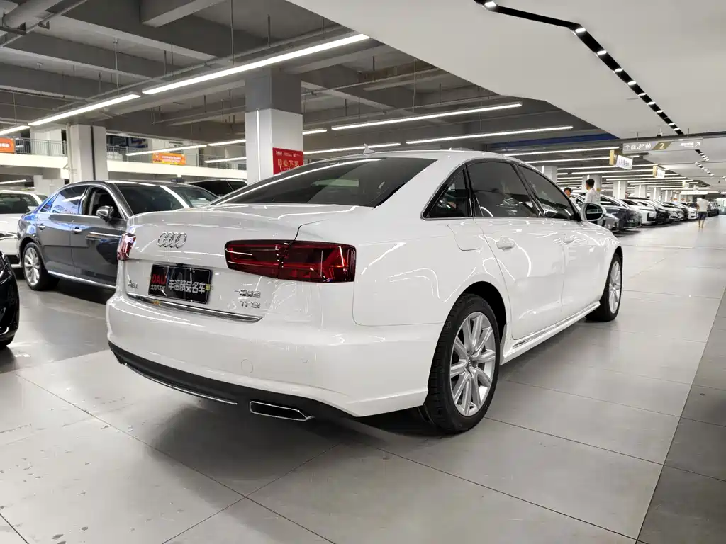 Audi A6L — миниатюра 12