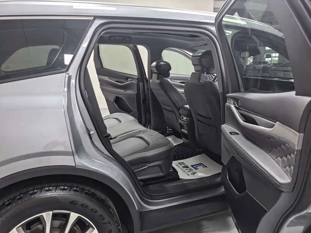 Ford Edge — миниатюра 13