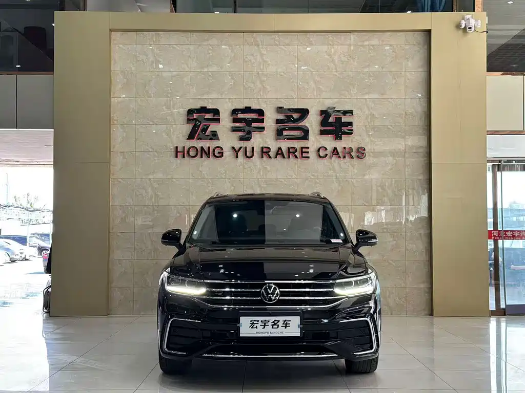 Volkswagen Tiguan L — миниатюра 2