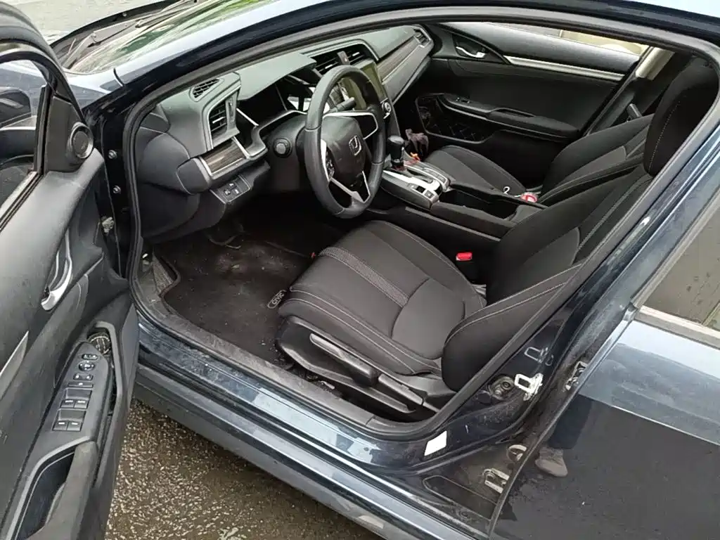 Honda Civic — миниатюра 16