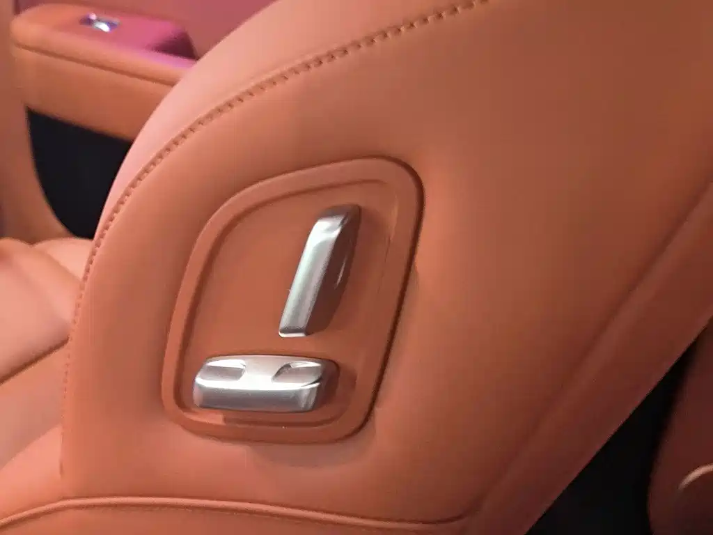 Li Auto Li L8 — миниатюра 6