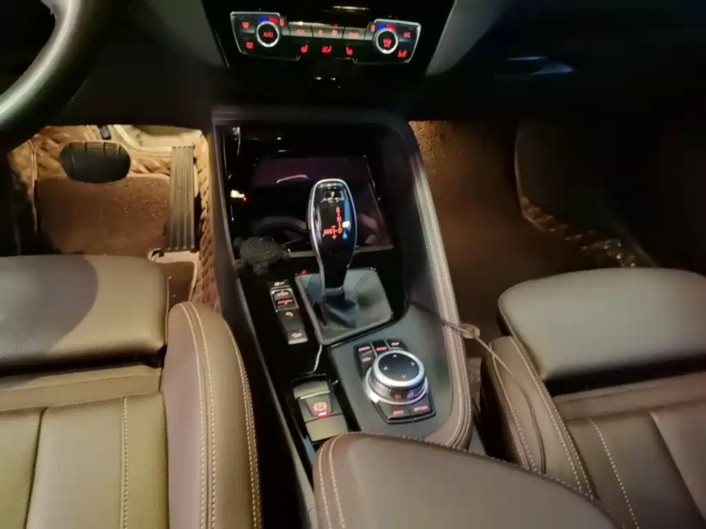 BMW X2 — миниатюра 14