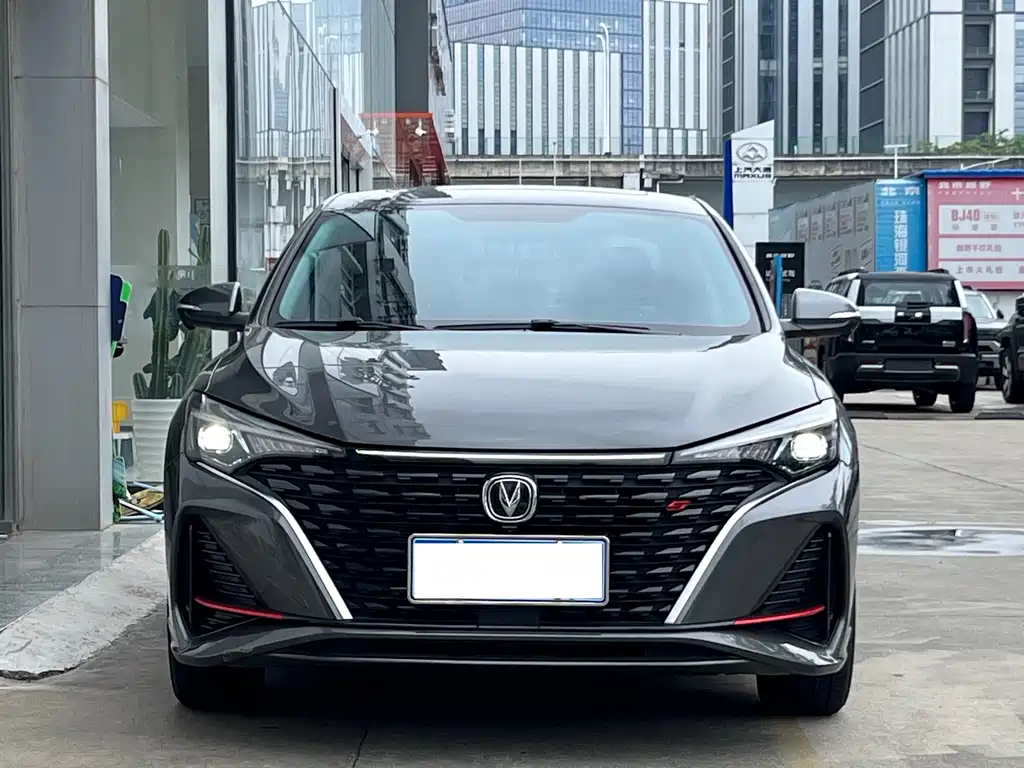 Changan Eado — миниатюра 2
