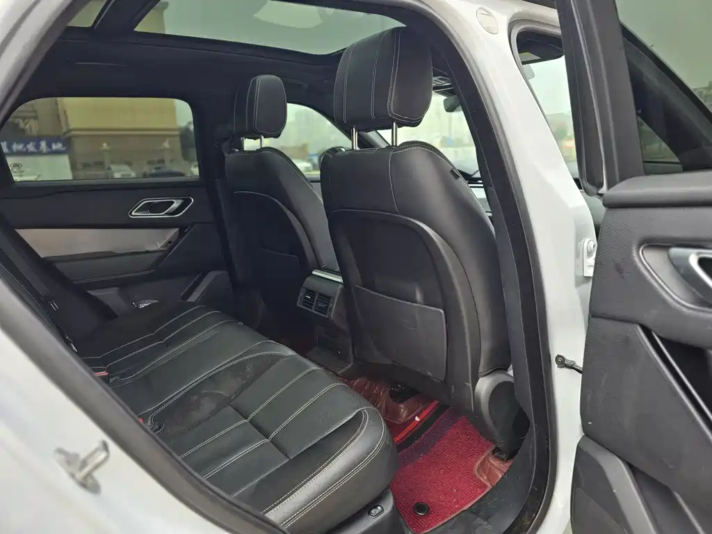 Land Rover Velar — миниатюра 9