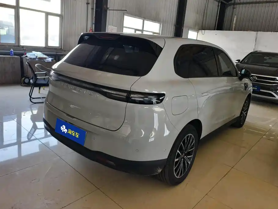 Leapmotor Leapmotor B10 — миниатюра 3