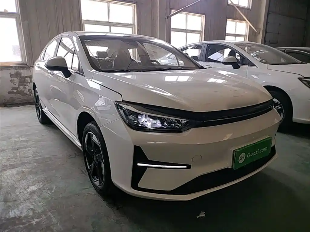 BAIC EU5 Plus — миниатюра 4