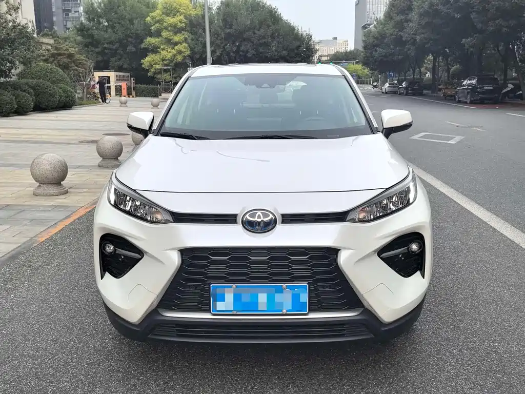 Toyota Wildlander — миниатюра 8