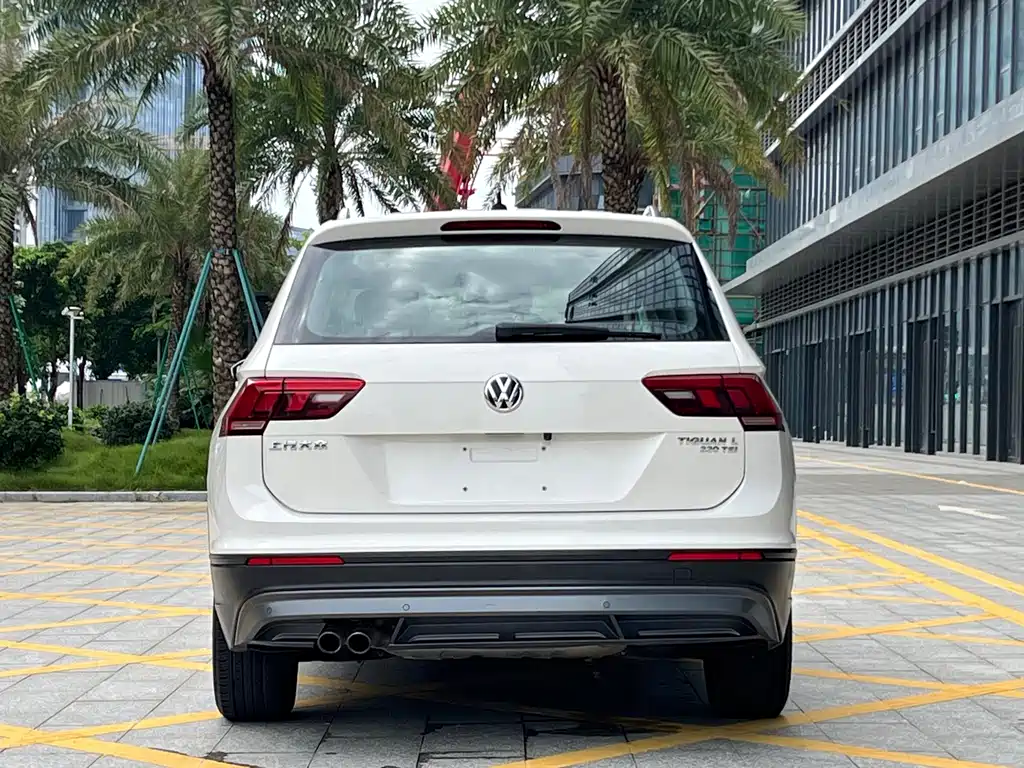 Volkswagen Tiguan L — миниатюра 5