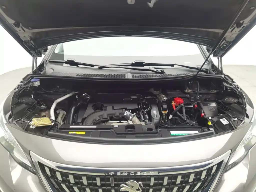 Peugeot 4008 — миниатюра 6